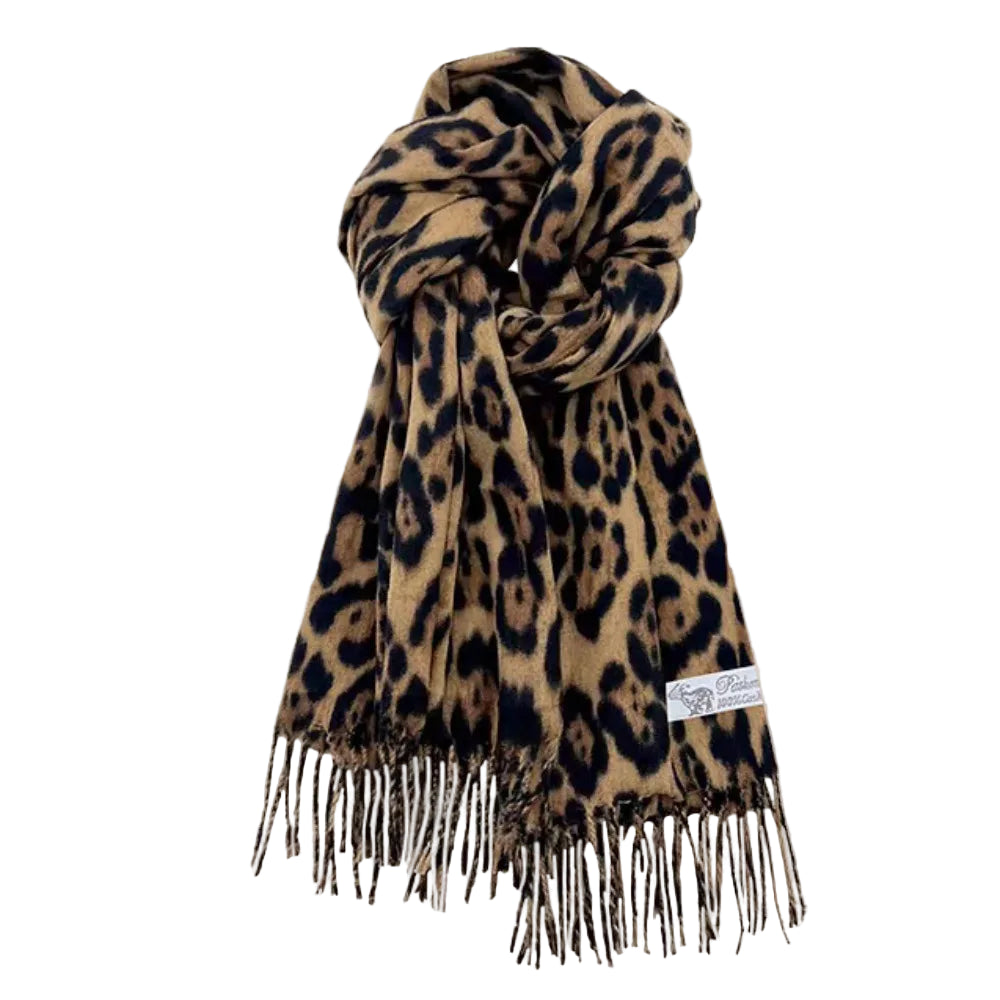 Châle écharpe Houda à pompons léopard. https://mamizora.fr/