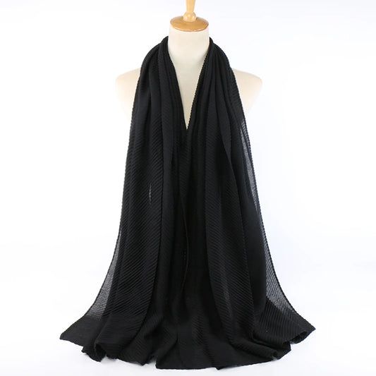 Hijab Samira uni en voile couleur Noir. https://mamizora.fr/