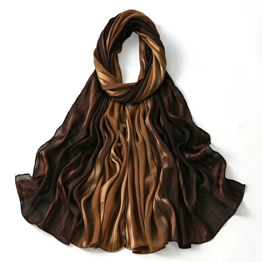 Foulard hijab Fadhila en satin de soie froissé.https://mamizora.fr/