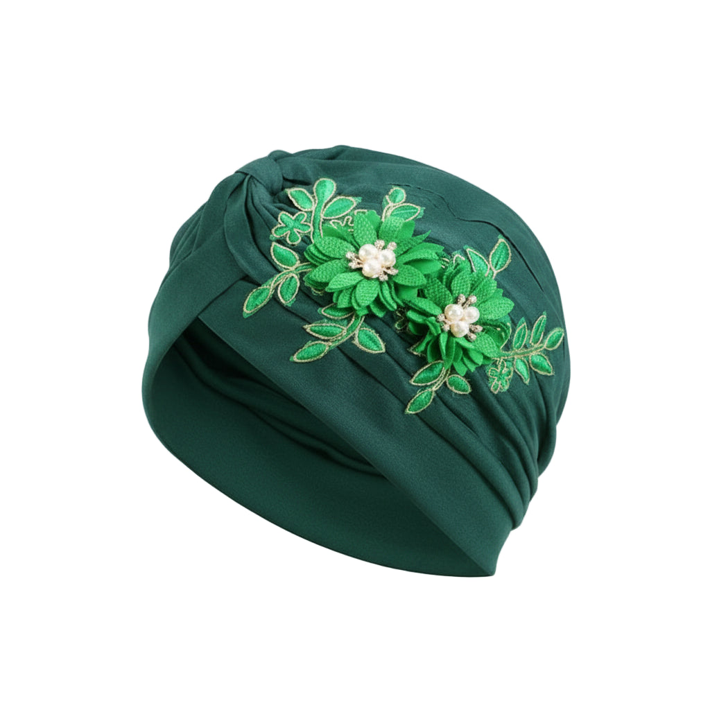 Turban à fleurs 3D brillantes pour femmes – foulard, hijab et bonnet plissé, accessoire tendance couleur vert. https://mamizora.fr/