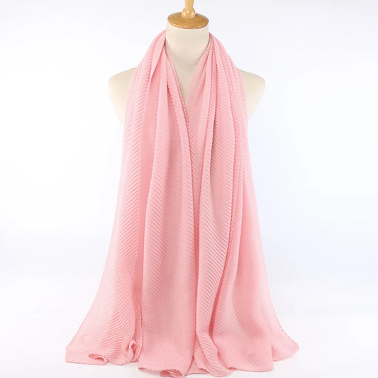 Hijab Samira uni en voile couleur Rose. https://mamizora.fr/