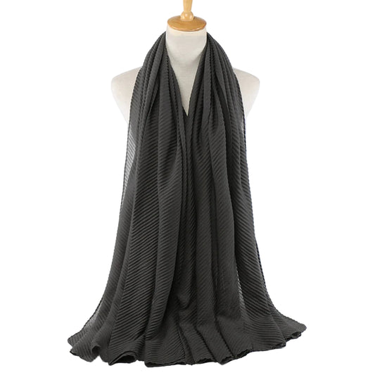 Hijab Samira uni en voile couleur gri foncé.   www.mamizora.fr